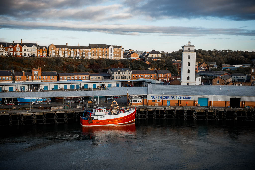 Blick von der Fähre Princess Seaways auf den Hafen Newcastle